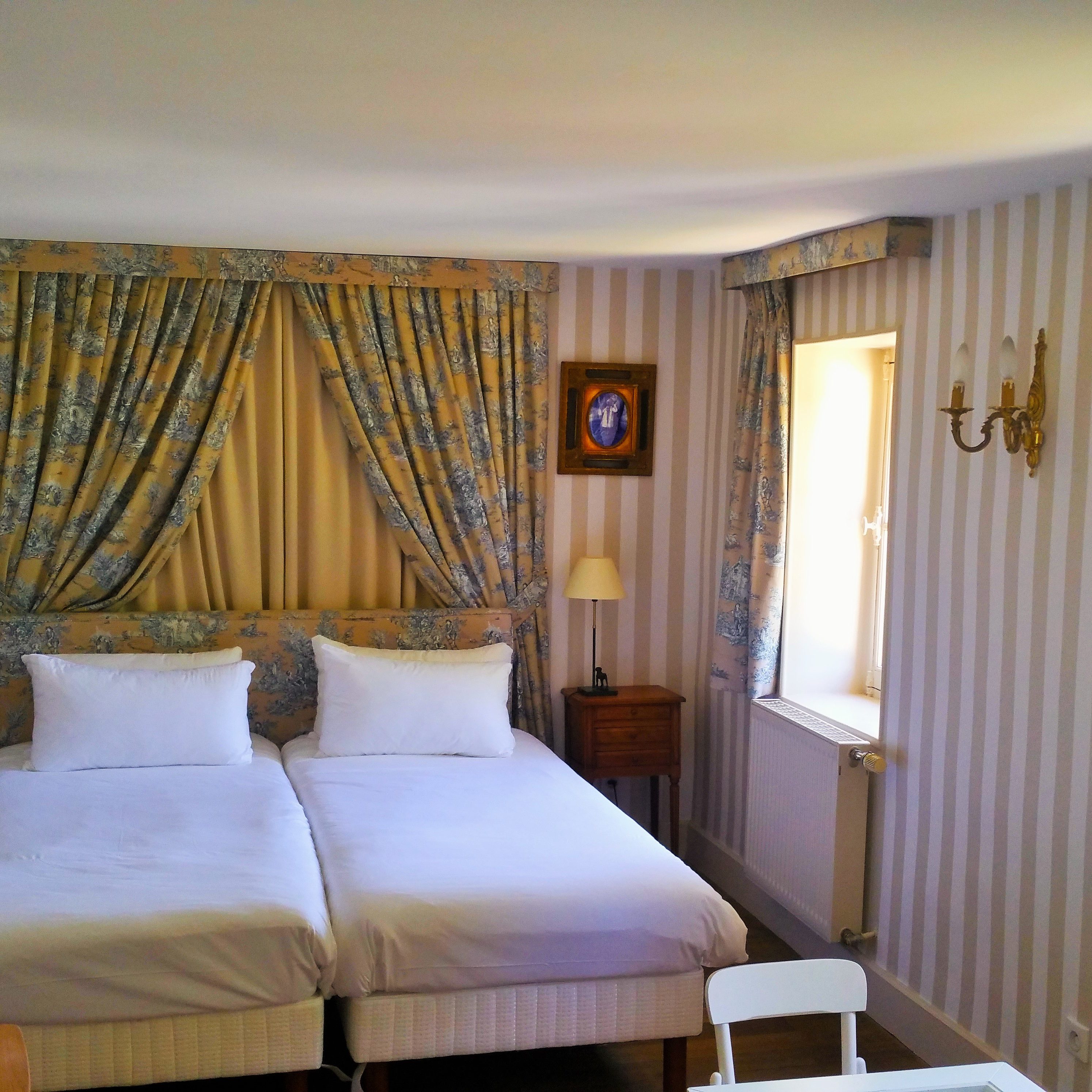 La twin de Vauban chambre-twin-suite-deluxe-acces-piscine